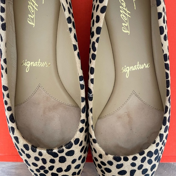 Trotters Estee Woven Flat - DARK TAN CHEETAH CALF HAIR - Picture 5 of 6